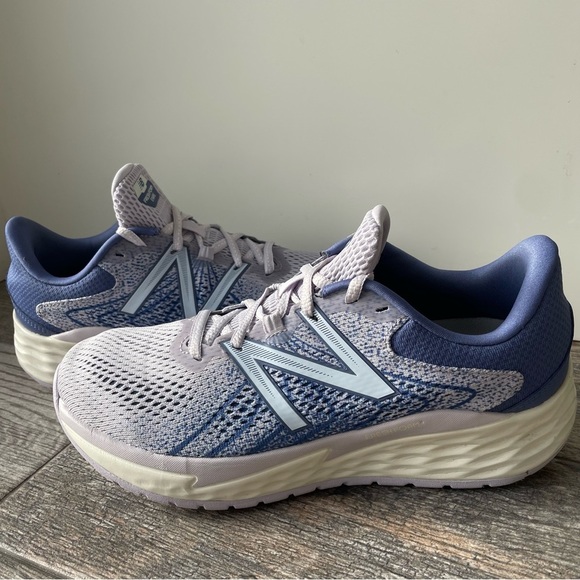 New Balance Women Fresh Foam Evare Running Shoe in Purple size 9.5 - Picture 3 of 11